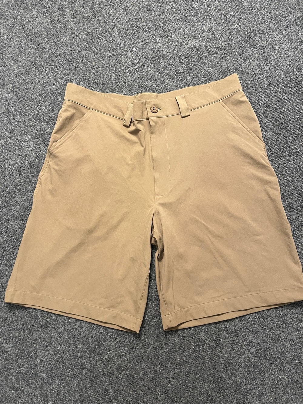 Men’s Under Armour Performance shorts size 34